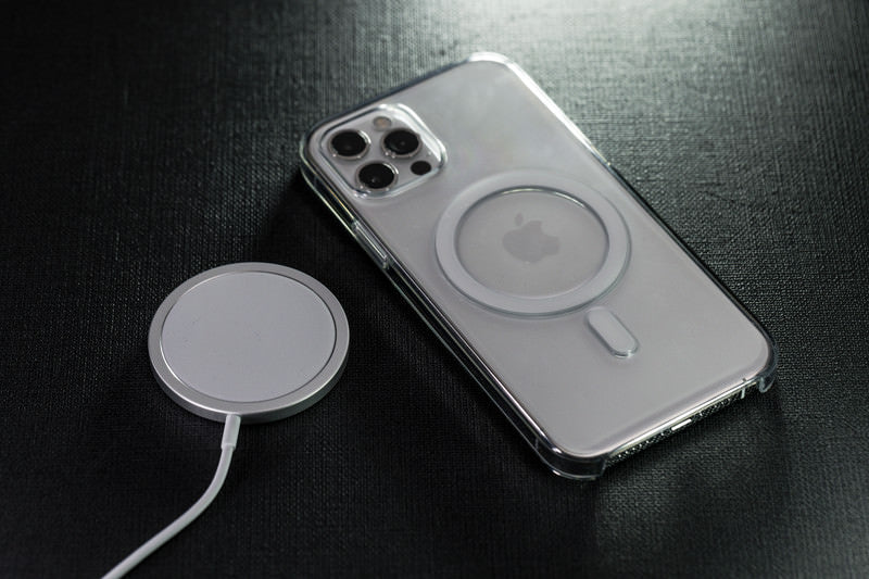 iPhone MagSafe充電器
