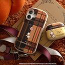 [iPhone 17/16/15/14/13専用]ディズニーキャラクター iFace First Class Cafe MagSynqケース(プー/チェック)