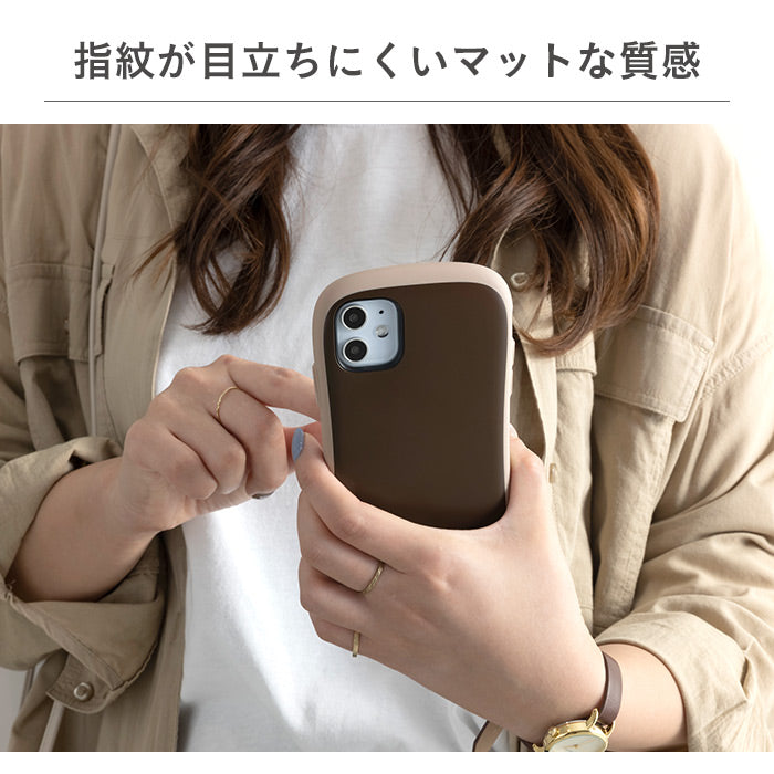 [iPhone 15/15 Pro/15 Plus/15 Pro Max/14/14 Pro/14 Plus/14 Pro Max/13/13 mini/13 Pro/13 Pro Max/12/12 mini/12 Pro/11 Pro/11/XR/XS/X/8/7/SE(第2/第3世代)専用]iFace First Class Cafe/Kusumiケース