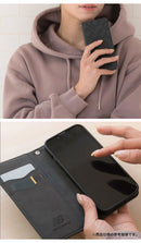 [iPhone 15/15 Pro/15 Pro Max/14/13専用]New Balance/ニューバランス スエード手帳型ケース スタンプロゴ